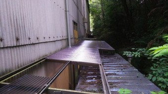ポリカ屋根貼り換え工事