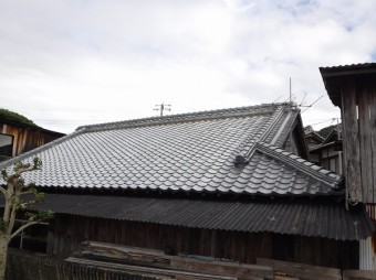 瓦屋根全面塗装