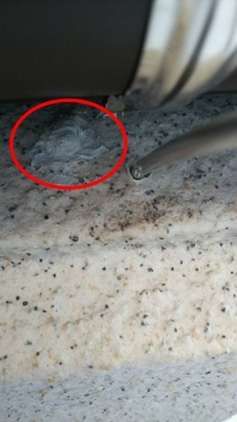 受金穴コーキング