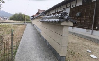 塀瓦