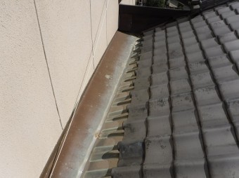 増築部分ステンレス板