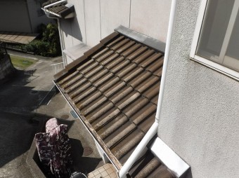玄関屋根