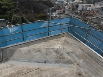 葺き替え工事瓦降ろし完工