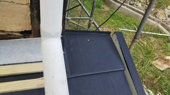 下屋根本体工事