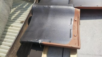 軒瓦取り付け