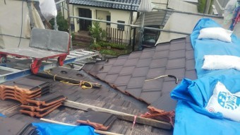 葺き替え工事2階屋根平部完工