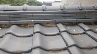 大棟台土しっくい剥がれ