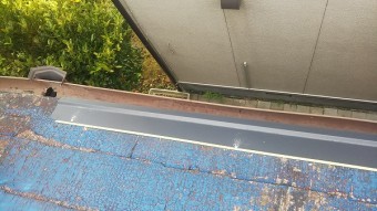 軒先水切り取り付け