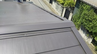 棟板金取り付け