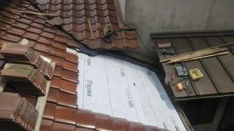 屋根下地ルーフィング貼り工事
