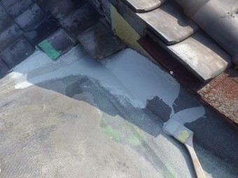 ウレタン系防水塗膜