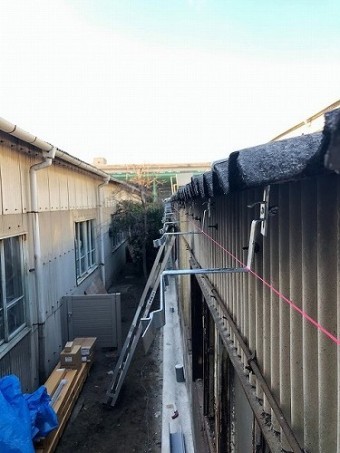 軒樋金具取付