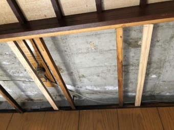貼り換え天井木下地