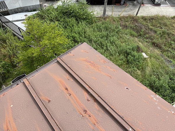 錆筋が出た板金屋根
